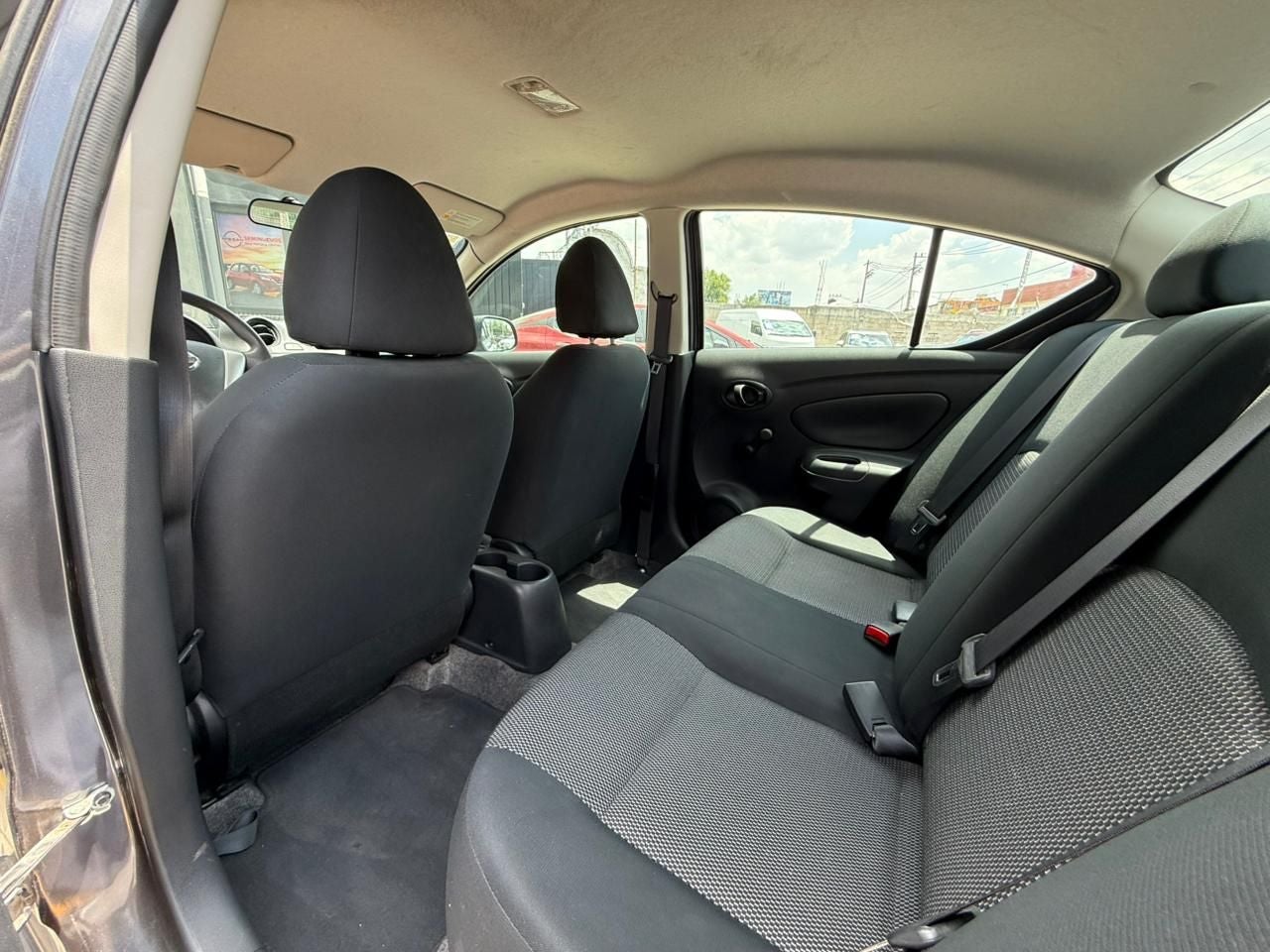 2020 Nissan V-Drive 1.6 A/C  Mt