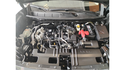 2025 Nissan Kicks 2.0 Platinum At