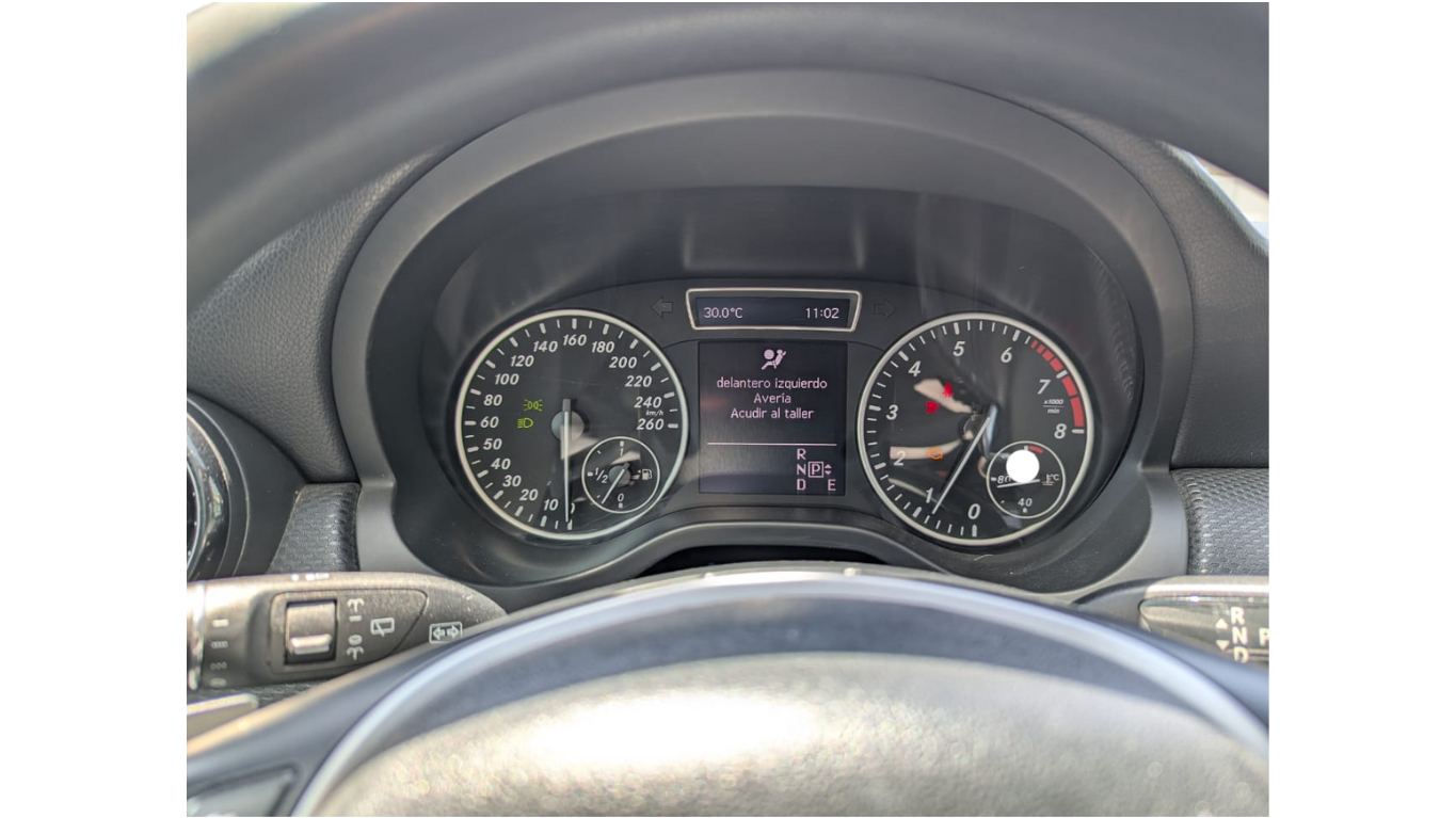 2015 Mercedes-Benz Clase A 1.6 Cgi 180 At